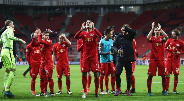  莱比锡红牛进攻受阻主场憾平法兰克福遇阻