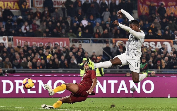  热那亚老将宝刀未老头槌破门建功