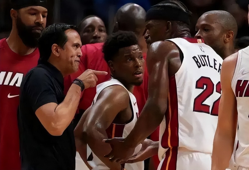 多多28- 热火队遭遇四连败，巴特勒公开批评队友  